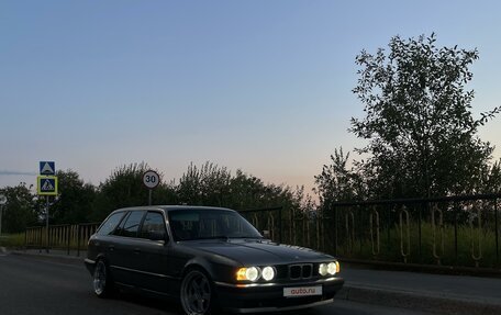 BMW 5 серия, 1994 год, 350 000 рублей, 3 фотография