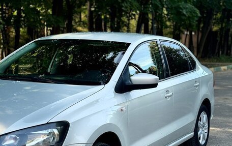 Volkswagen Polo VI (EU Market), 2013 год, 915 000 рублей, 2 фотография