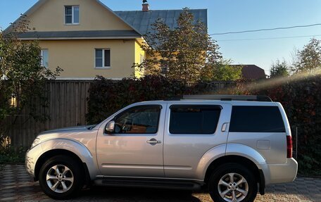 Nissan Pathfinder, 2013 год, 1 790 000 рублей, 2 фотография