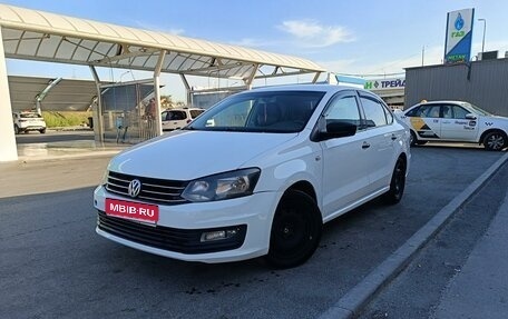 Volkswagen Polo VI (EU Market), 2017 год, 980 000 рублей, 1 фотография