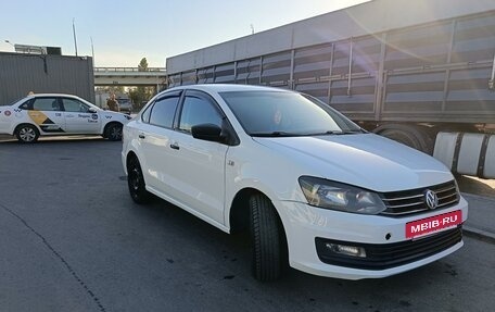 Volkswagen Polo VI (EU Market), 2017 год, 980 000 рублей, 2 фотография