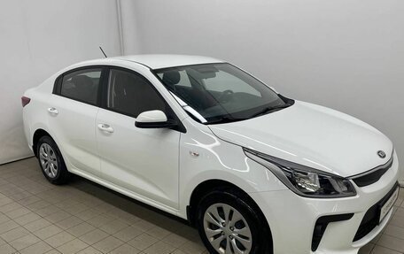 KIA Rio IV, 2018 год, 1 512 000 рублей, 3 фотография