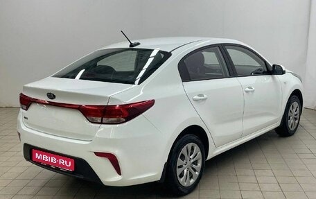 KIA Rio IV, 2018 год, 1 512 000 рублей, 5 фотография