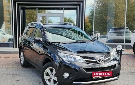 Toyota RAV4, 2014 год, 1 889 000 рублей, 3 фотография