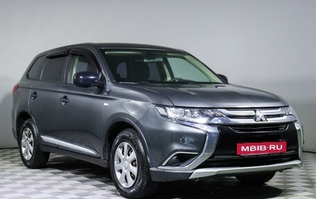 Mitsubishi Outlander III рестайлинг 3, 2018 год, 2 090 000 рублей, 3 фотография