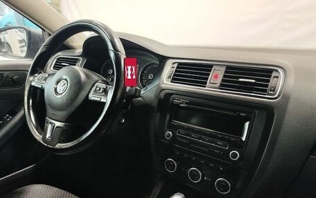 Volkswagen Jetta VI, 2012 год, 1 079 900 рублей, 7 фотография