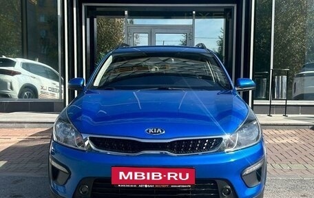 KIA Rio IV, 2018 год, 1 589 000 рублей, 2 фотография