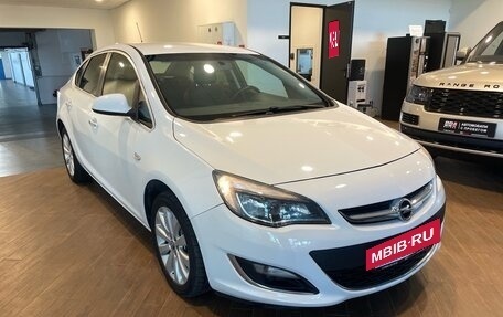 Opel Astra J, 2013 год, 1 200 000 рублей, 3 фотография