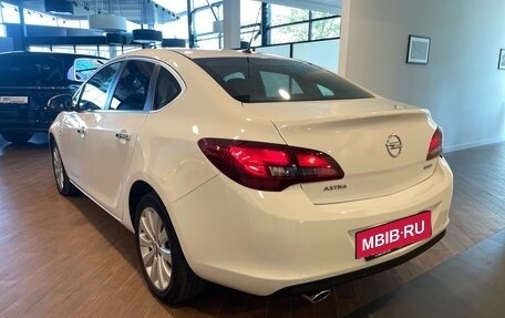 Opel Astra J, 2013 год, 1 200 000 рублей, 6 фотография