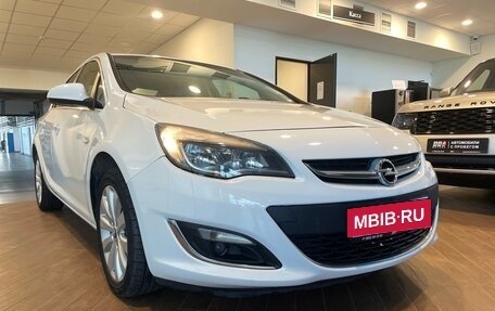 Opel Astra J, 2013 год, 1 200 000 рублей, 9 фотография