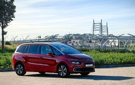 Citroen C4 SpaceTourer I, 2019 год, 1 990 000 рублей, 7 фотография