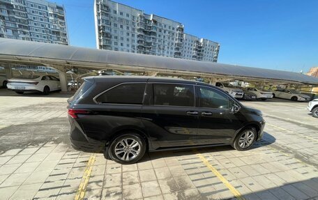 Toyota Sienna, 2024 год, 8 800 000 рублей, 7 фотография