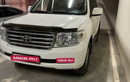 Toyota Land Cruiser 200, 2010 год, 3 250 000 рублей, 2 фотография