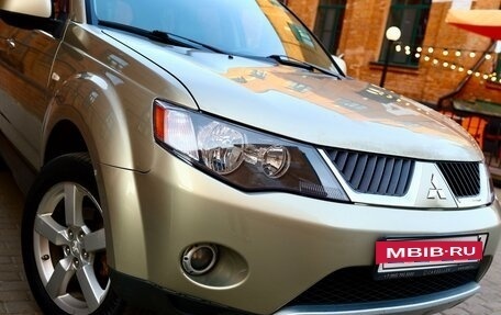 Mitsubishi Outlander III рестайлинг 3, 2008 год, 1 150 000 рублей, 7 фотография