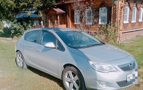 Opel Astra J, 2012 год, 740 000 рублей, 3 фотография