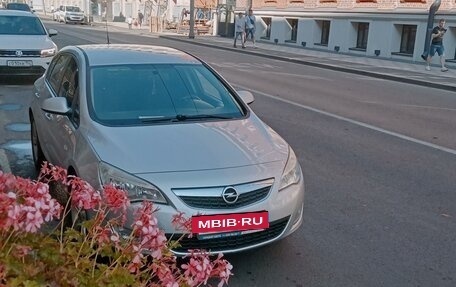 Opel Astra J, 2012 год, 740 000 рублей, 7 фотография