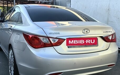 Hyundai Sonata VI, 2011 год, 1 550 000 рублей, 4 фотография