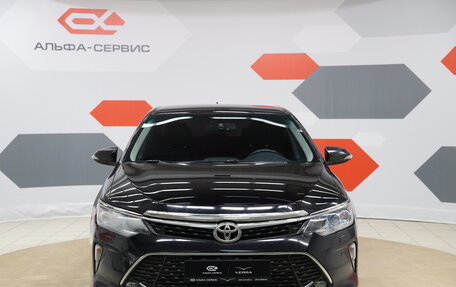 Toyota Camry, 2018 год, 2 250 000 рублей, 2 фотография