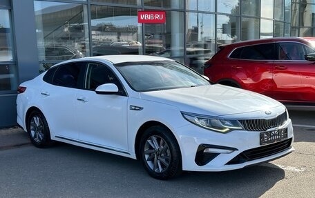 KIA K5 II, 2018 год, 1 650 000 рублей, 9 фотография