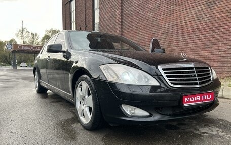 Mercedes-Benz S-Класс, 2006 год, 1 100 000 рублей, 1 фотография