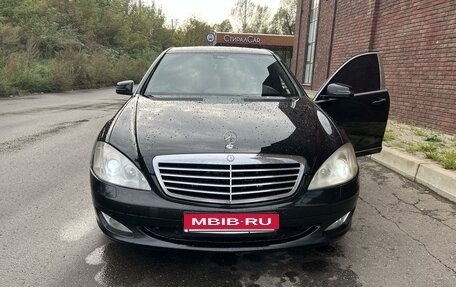 Mercedes-Benz S-Класс, 2006 год, 1 100 000 рублей, 2 фотография