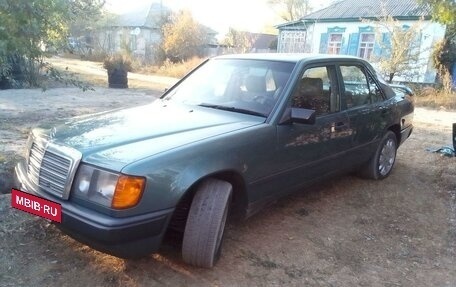 Mercedes-Benz W124, 1988 год, 1 000 000 рублей, 3 фотография