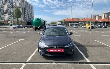 Hyundai Elantra VI рестайлинг, 2019 год, 1 780 000 рублей, 8 фотография