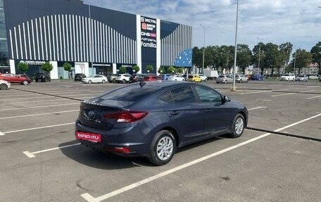 Hyundai Elantra VI рестайлинг, 2019 год, 1 780 000 рублей, 5 фотография