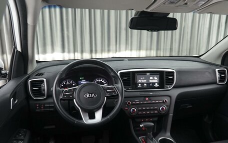 KIA Sportage IV рестайлинг, 2019 год, 2 499 000 рублей, 6 фотография