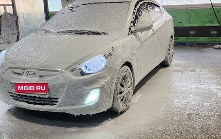 Hyundai Solaris II рестайлинг, 2012 год, 765 000 рублей, 9 фотография