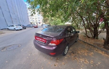 Hyundai Solaris II рестайлинг, 2013 год, 880 000 рублей, 2 фотография