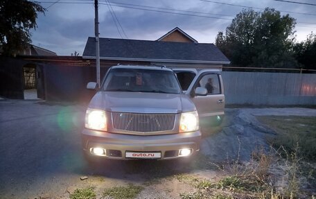 Cadillac Escalade II, 2001 год, 780 000 рублей, 5 фотография