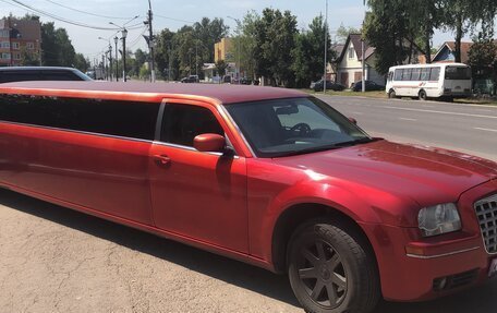 Chrysler 300C II, 2004 год, 350 000 рублей, 3 фотография