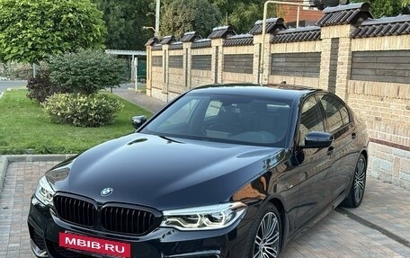 BMW 5 серия, 2018 год, 4 100 000 рублей, 2 фотография