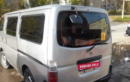 Nissan Caravan IV, 2003 год, 1 200 000 рублей, 2 фотография