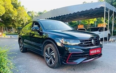 Volkswagen Tiguan II, 2023 год, 3 746 000 рублей, 6 фотография