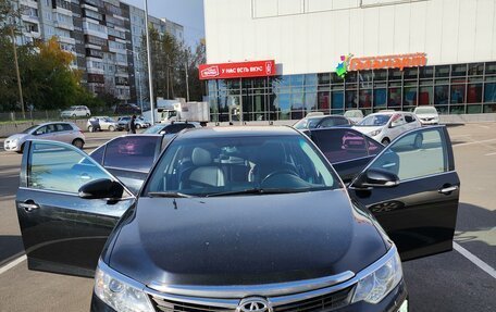 Toyota Camry, 2014 год, 2 100 000 рублей, 5 фотография