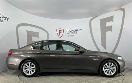 BMW 5 серия, 2011 год, 1 700 000 рублей, 4 фотография