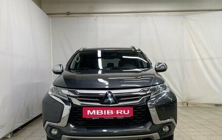 Mitsubishi Pajero IV, 2018 год, 3 050 000 рублей, 2 фотография