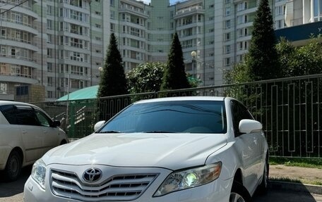 Toyota Camry, 2010 год, 1 580 000 рублей, 3 фотография