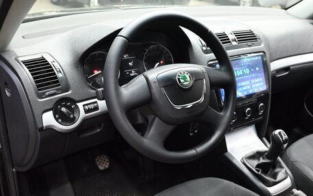 Skoda Octavia, 2012 год, 990 000 рублей, 13 фотография