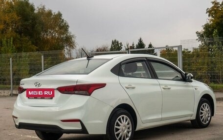 Hyundai Solaris II рестайлинг, 2018 год, 793 000 рублей, 5 фотография