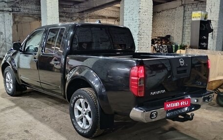 Nissan Navara (Frontier), 2010 год, 1 300 000 рублей, 9 фотография