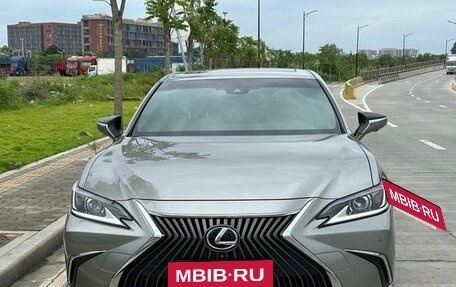 Lexus ES VII, 2020 год, 4 200 000 рублей, 2 фотография