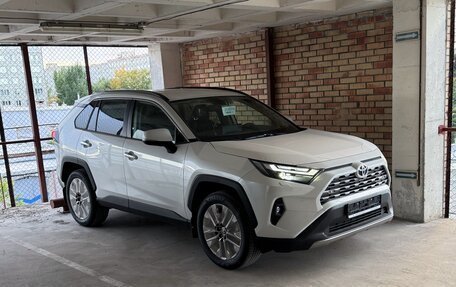 Toyota RAV4, 2024 год, 5 350 000 рублей, 5 фотография