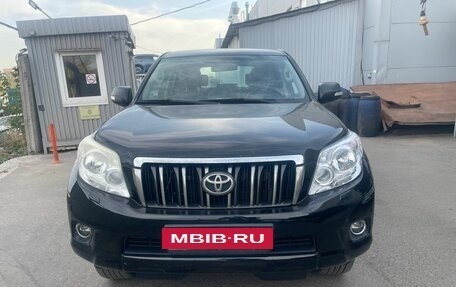 Toyota Land Cruiser Prado 150 рестайлинг 2, 2010 год, 2 299 000 рублей, 2 фотография