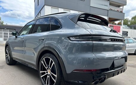 Porsche Cayenne III, 2024 год, 25 306 358 рублей, 4 фотография