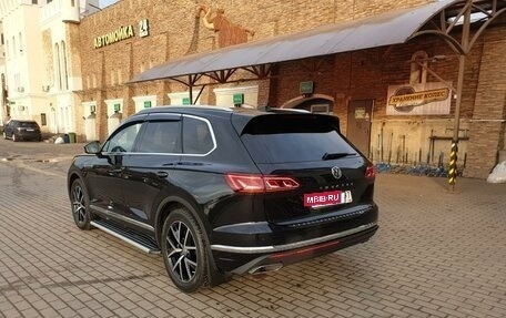 Volkswagen Touareg III, 2019 год, 6 820 000 рублей, 2 фотография