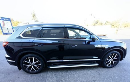 Volkswagen Touareg III, 2019 год, 6 820 000 рублей, 14 фотография