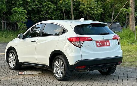 Honda Vezel, 2021 год, 1 470 000 рублей, 6 фотография